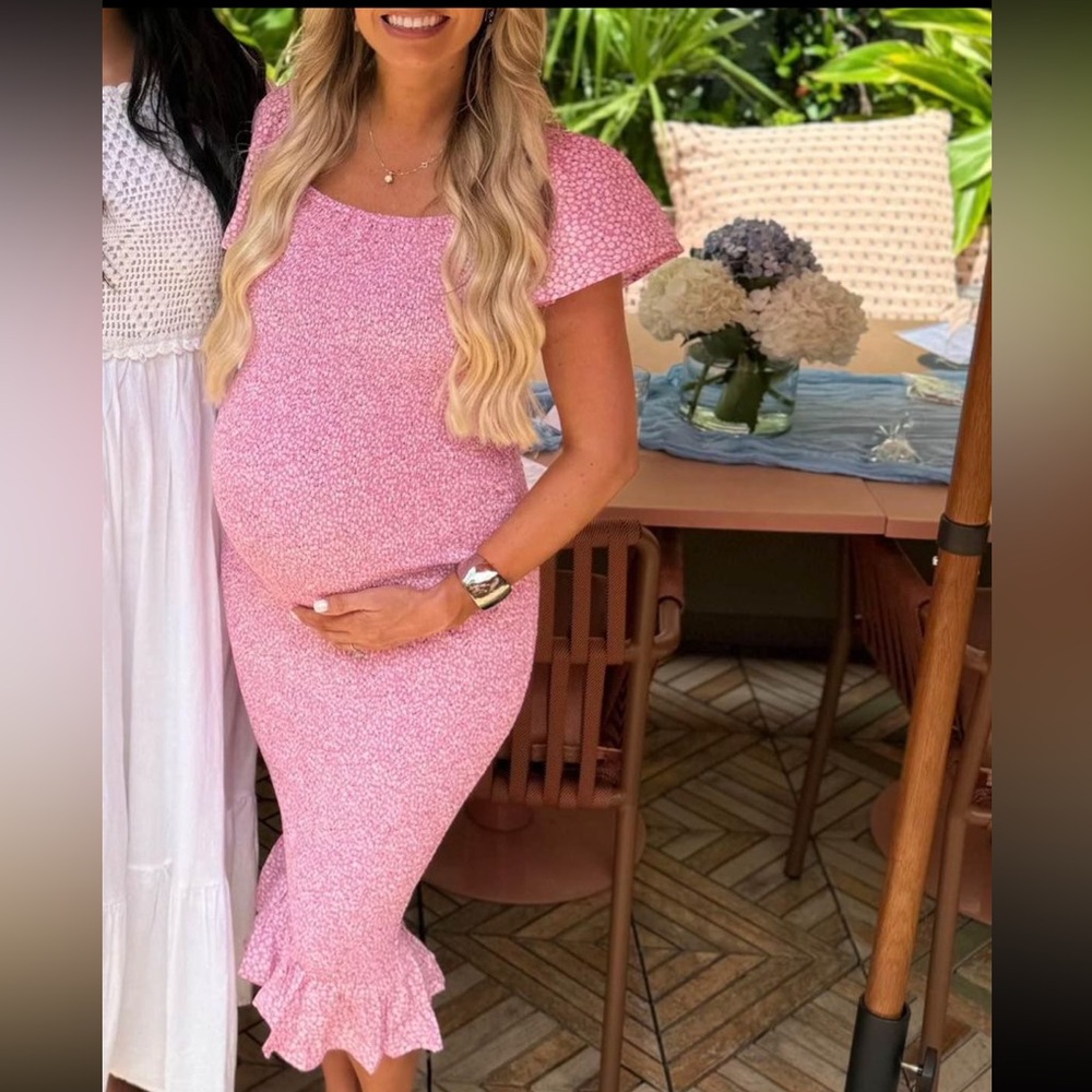 Ingrid and Isabel xs pink maternity dress.